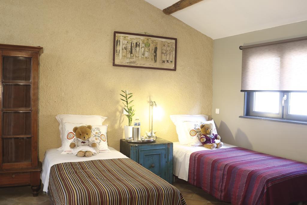 La Casa De Boulbon Bed and Breakfast Værelse billede