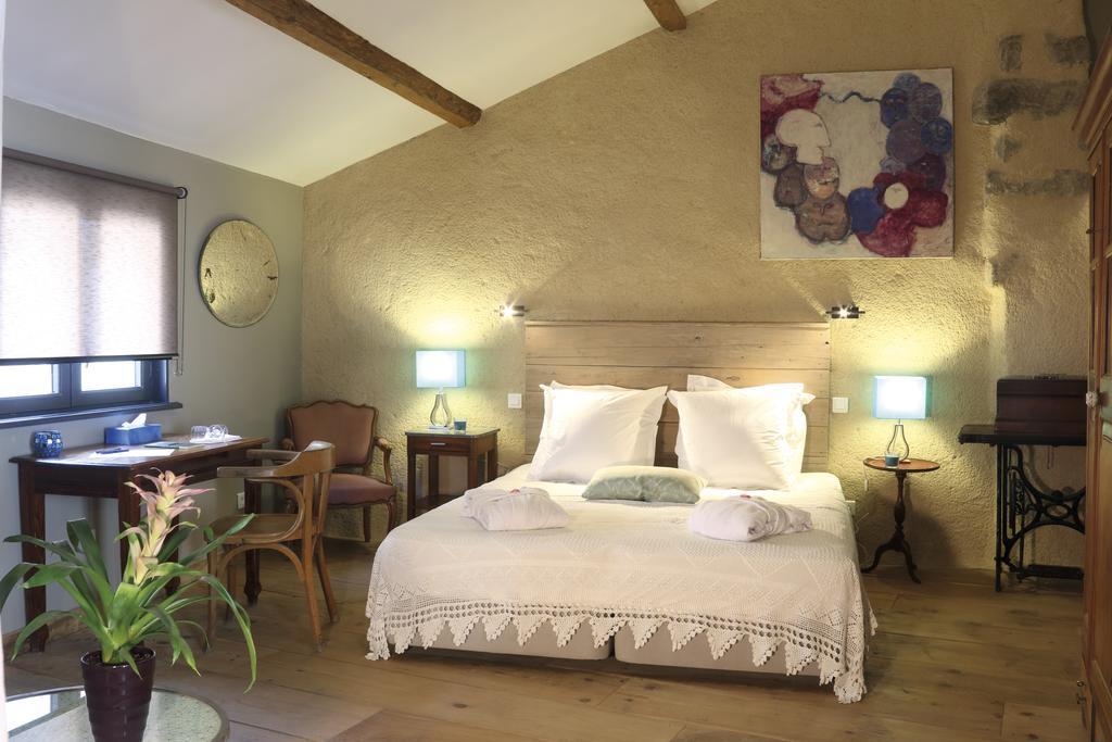 La Casa De Boulbon Bed and Breakfast Værelse billede