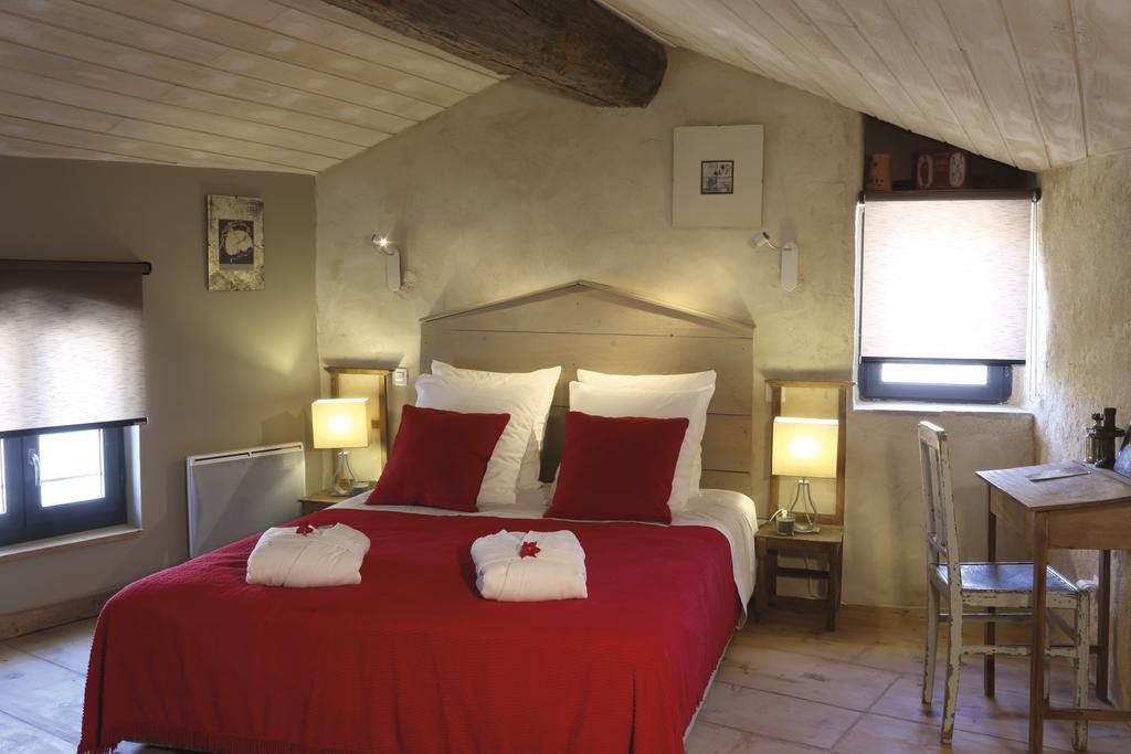 La Casa De Boulbon Bed and Breakfast Værelse billede