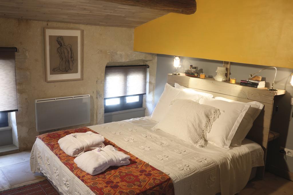 La Casa De Boulbon Bed and Breakfast Værelse billede